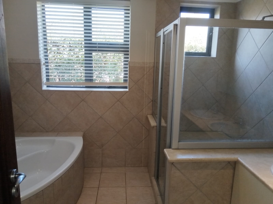To Let 4 Bedroom Property for Rent in Kenrock Country Estate Western Cape